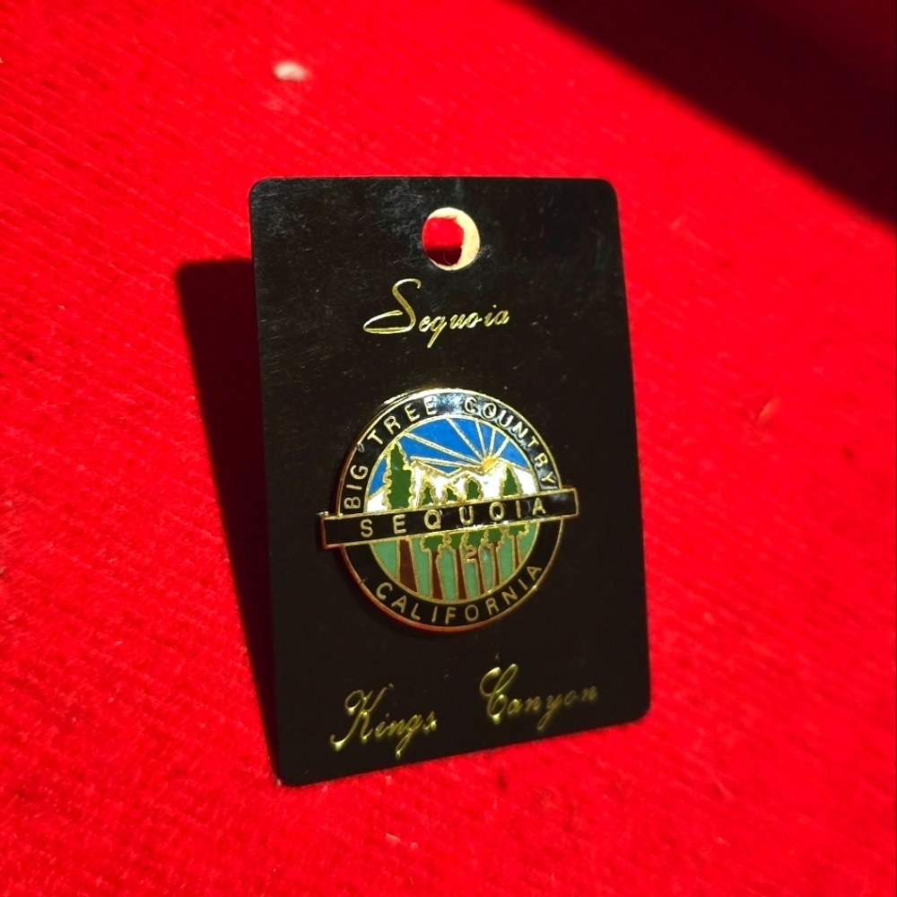 Sequoia Big Tree Country California Lapel Pin